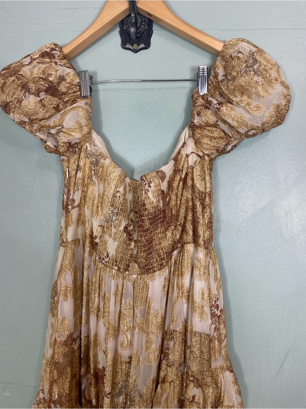 BHLDN Lurex Printed Tiered Puff Sleeve Dress Gold Metallic Size Large - Picture 7 of 11